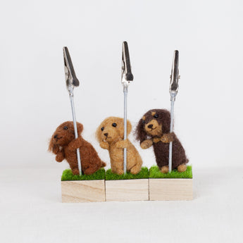 Fluffy - Dachshund memo stand