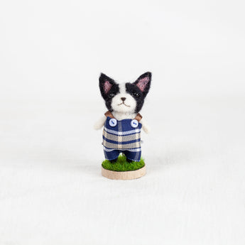 Fluffy - Boston terrier brooch pin with stand