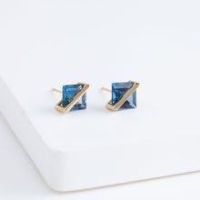 Load image into Gallery viewer, Band blue topaz studs
