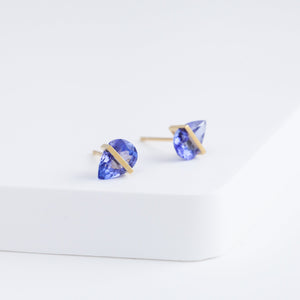 Band pear tanzanite studs