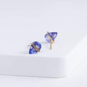 Band pear tanzanite studs