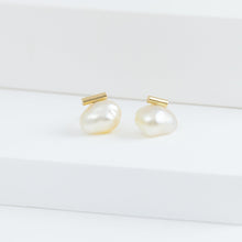 Load image into Gallery viewer, Medium baroque white pearl earrings
