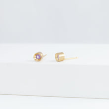 Load image into Gallery viewer, Spot amethyst studs
