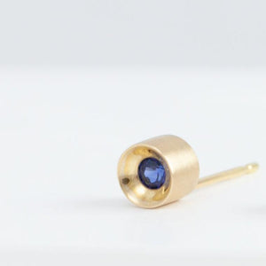 Spot small sapphire studs