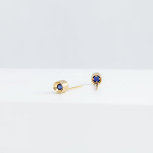 Spot small sapphire studs