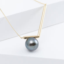 Load image into Gallery viewer, Dent black pearl necklace
