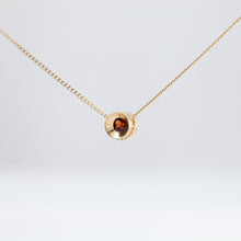 Load image into Gallery viewer, Spot garnet necklace
