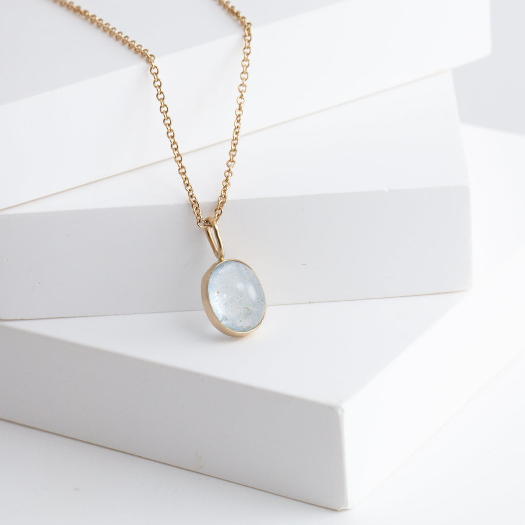 Gallery oval aquamarine necklace