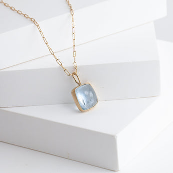 Gallery rectangle moss aquamarine necklace