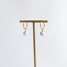 Load image into Gallery viewer, Akoya pearl hoop earrings
