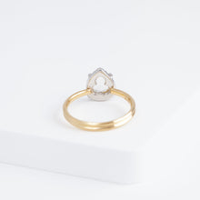 Load image into Gallery viewer, Tulle antique champagne diamond ring
