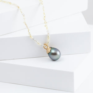 Platy black south sea pearl pendant