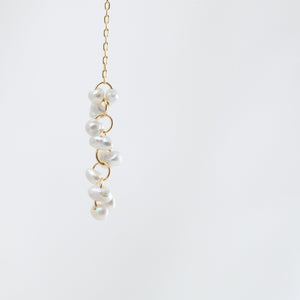 Sazare pearl chain drop earrings