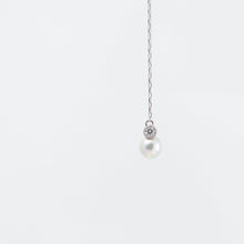 Load image into Gallery viewer, Baby Akoya pearl single pearl diamond drop platinum earrings
