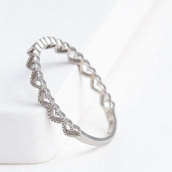 Repeat heart ring - white gold