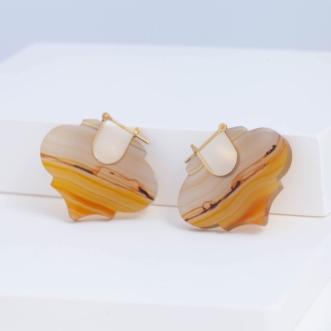 Crest sepia landscape agate Arabesque earrings