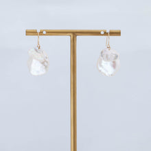 Load image into Gallery viewer, Petal double pearl hook earrings
