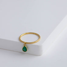 Load image into Gallery viewer, Swinging pear emerald ring
