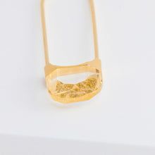 Load image into Gallery viewer, Drop oval rutilated quartz earring - Kolekto 
