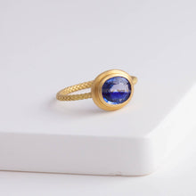 Load image into Gallery viewer, One-of-a-kind bi-color sapphire ring B
