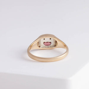 Small happy face signet ring
