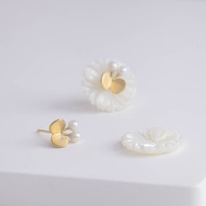 Daisy pearl butterfly earrings