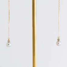 Load image into Gallery viewer, Baby Akoya pearl single pearl diamond drop earrings - Kolekto 
