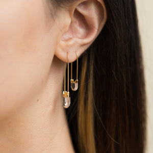 Drop oval quartz earring - Kolekto 